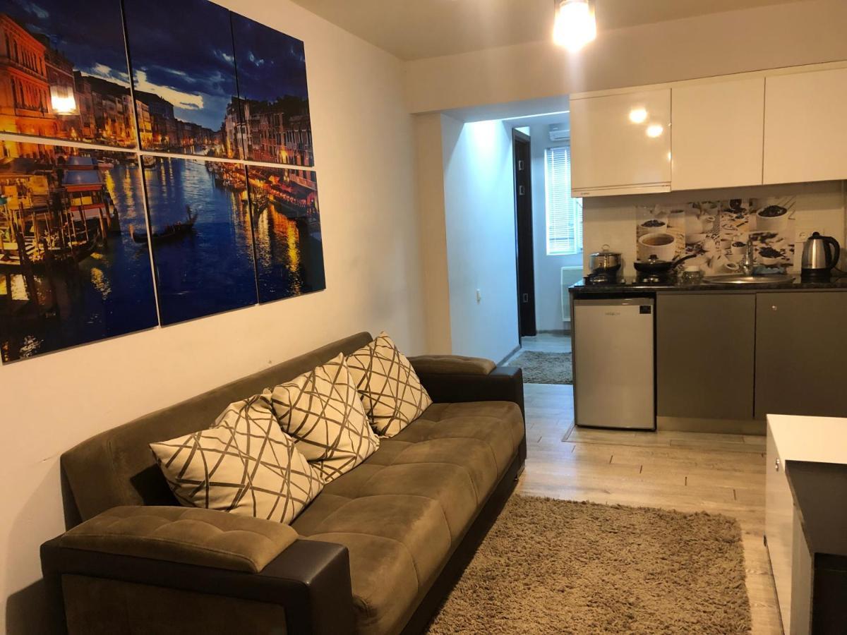 Shartava #1 Apartment คูทายสิ ภายนอก รูปภาพ
